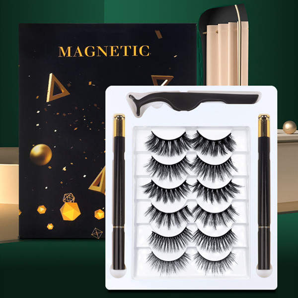 A set of 5 Pairs 3D False Eyelashes With Press-on Eyeliner